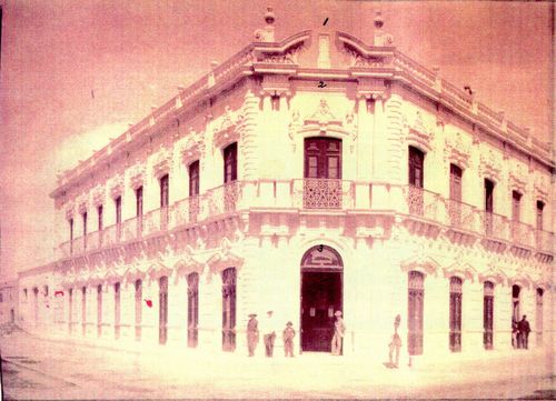 Banco Minero building original