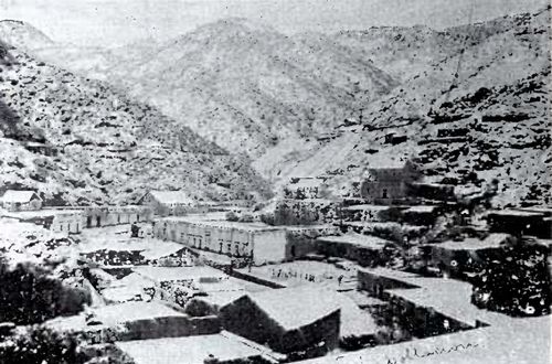 La Trinidad in a snowstorm